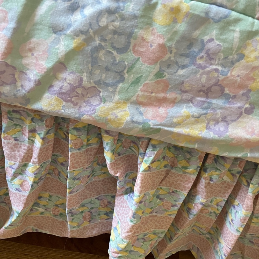 🌻4-piece full size comforter set - Picture 11 of 16